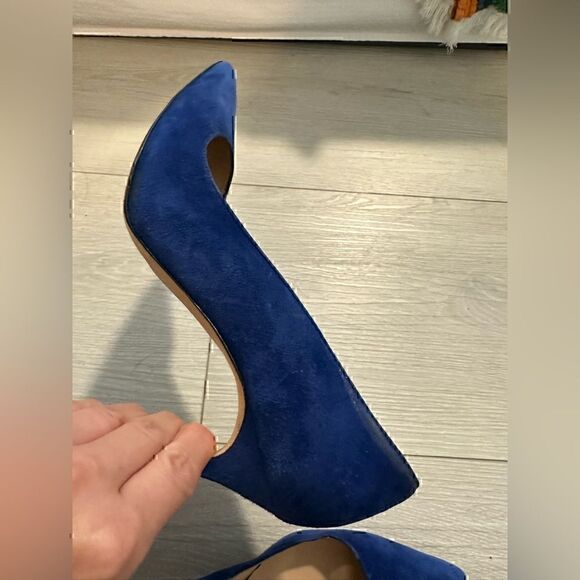 Manolo Blahnik BB 105mm Blue Suede Pumps - Picture 11 of 16